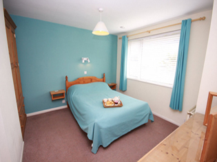 Double bedroom of Tubbs Delight holiday home South Devon